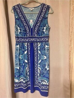 dressbarn Blue & White Paisley V-Neck Midi Dress